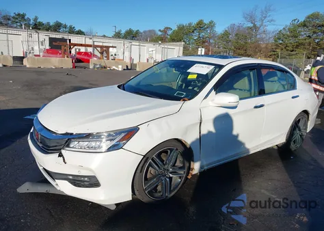 2016 Honda Accord Touring из США, поврежденный, VIN 1HGCR3F95GA012399